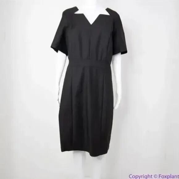 New! Eloquii Sheath Dress with Cut Out star Neckline exposed zipper, size 22 - Picture 14 of 16